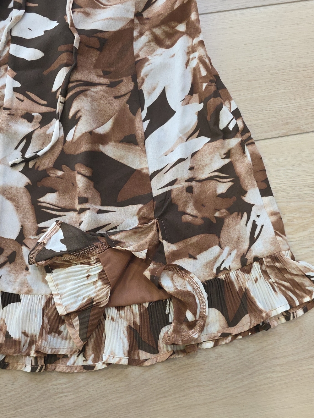 12th Tribe Belle Mocha Floral Mini Dress Size SS - Picture 10 of 14